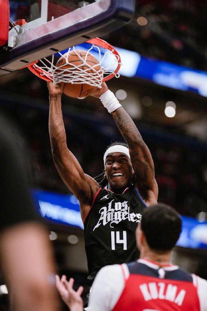 关键时刻波尔图备战欧超杯全明星赛赛后刷纪录，华盛顿奇才赛后远射贴柱看傻球迷的简单介绍-九游体育网站