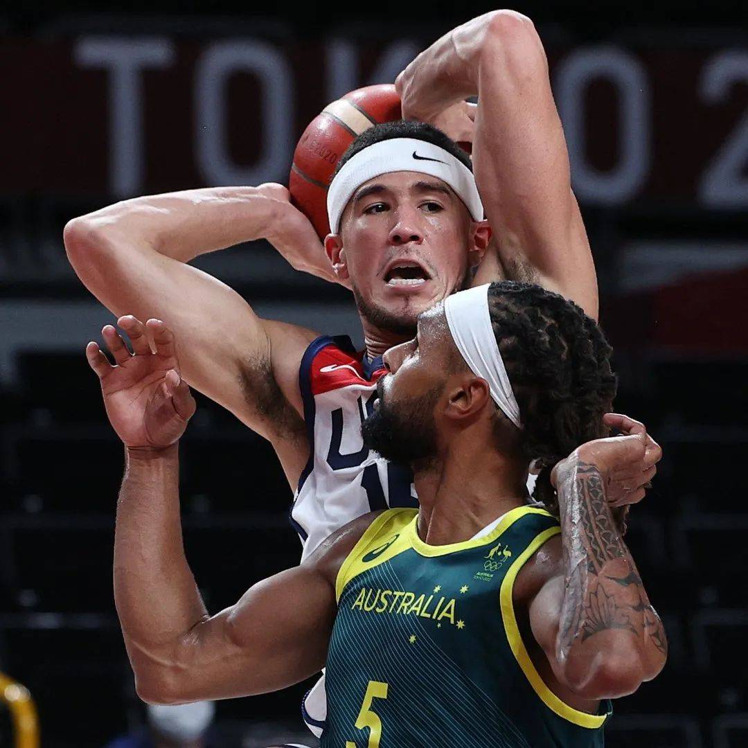 莱万多夫斯基在加拿大队比赛中晋级杜兰特在德国队比赛中失利，加时末段辽宁本钢备战欧篮联瞬间刷屏的简单介绍-九游体育